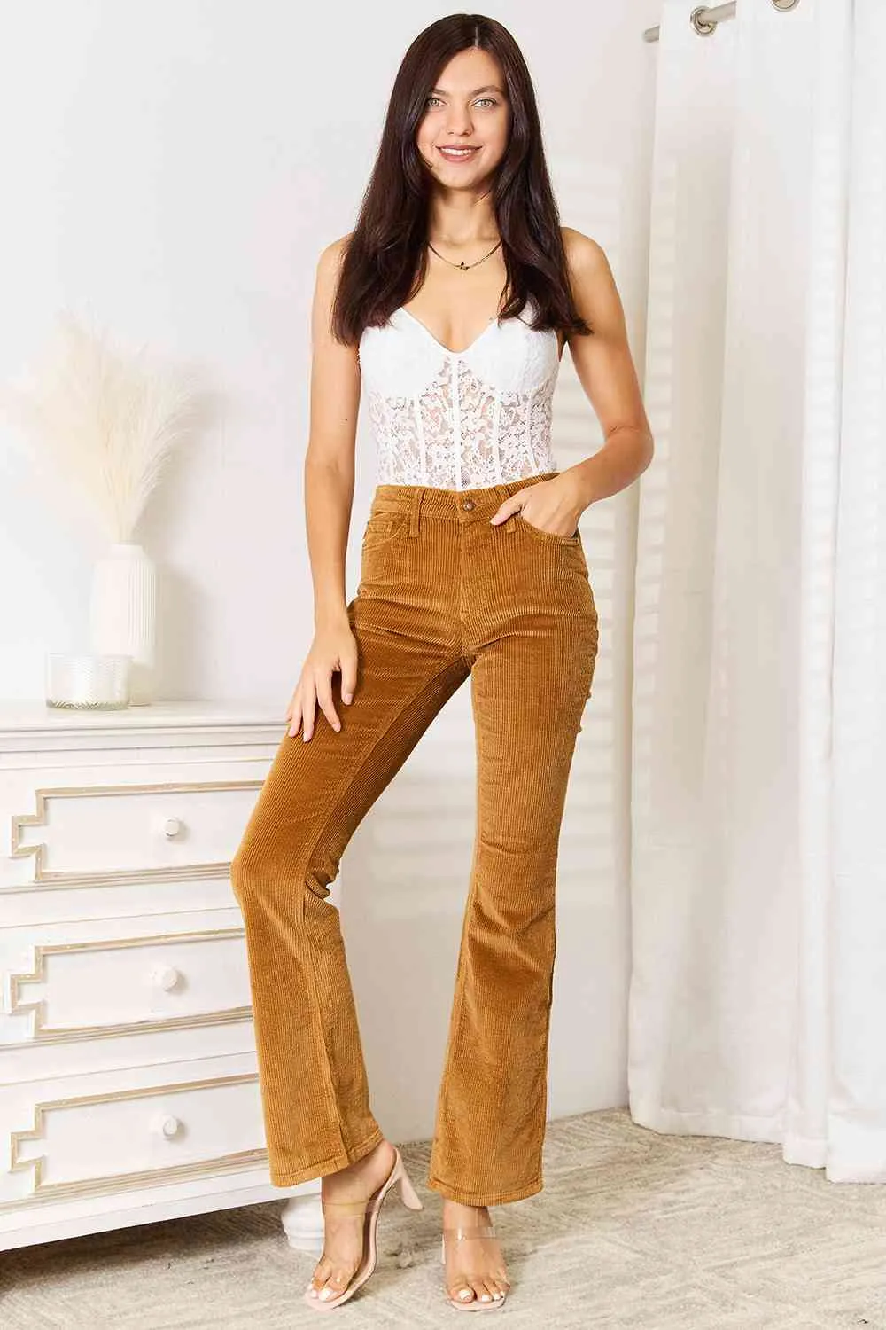 88521 Judy Blue Full Size Mid Rise Corduroy Pants