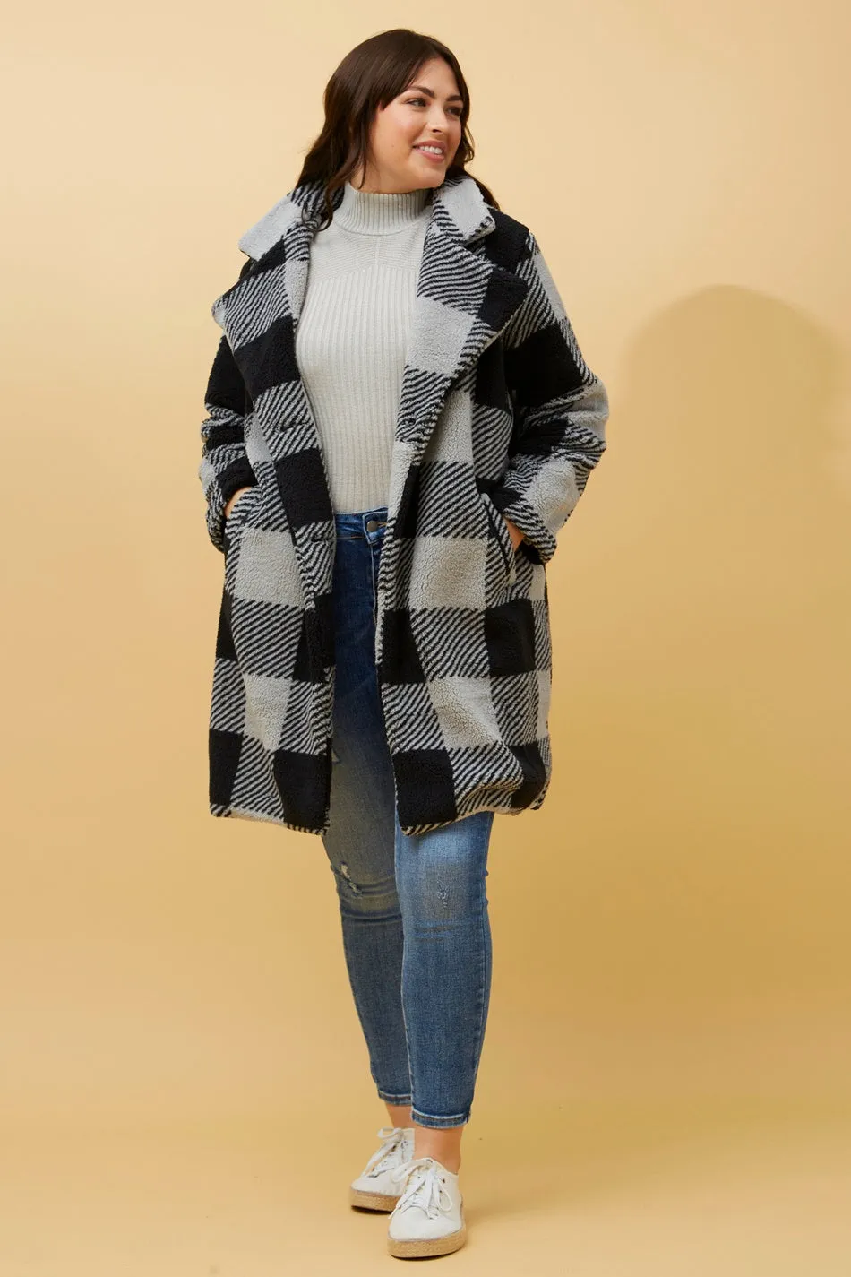 ALASKA CHECK TEDDY FUR COAT