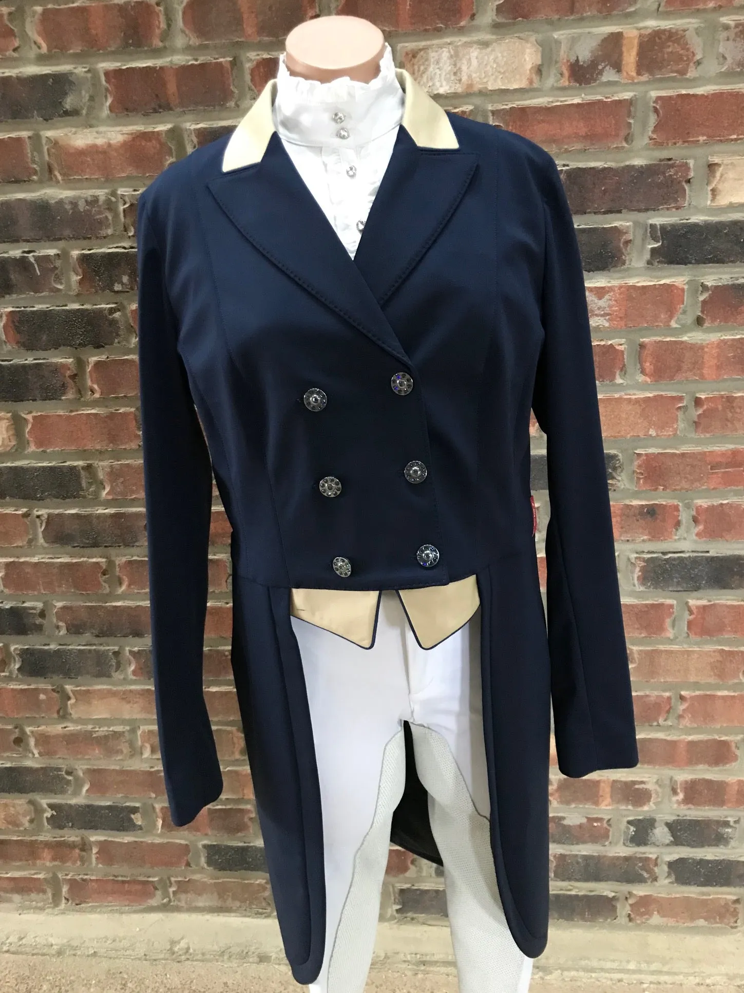 Animo Lageo Custom Tailcoat in Navy IT 42