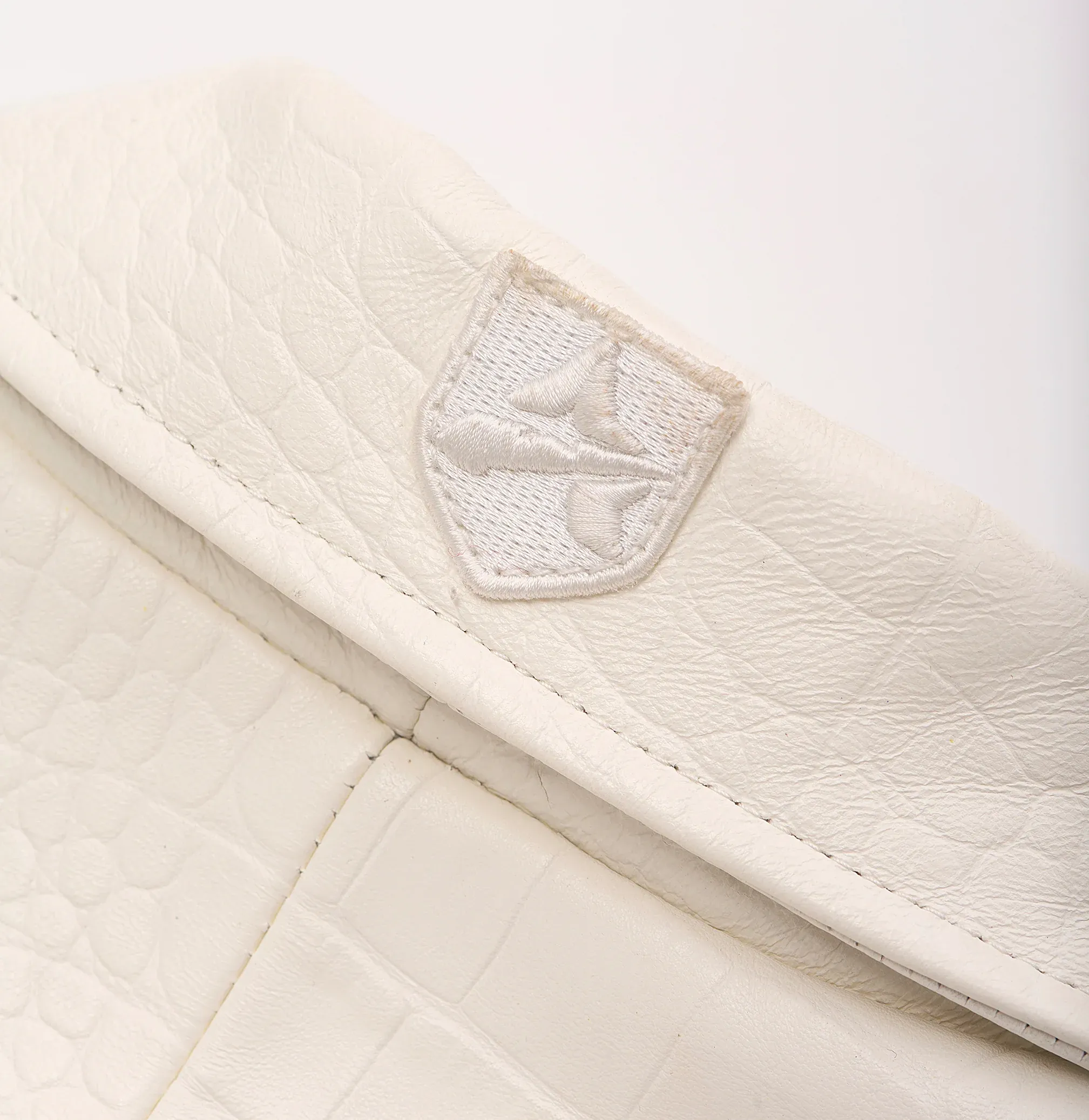 AVIREX CROC IRON LEATHER JACKET WHITE