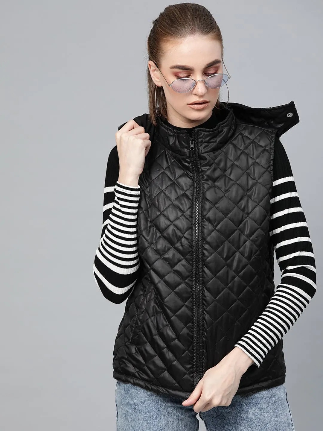 Black Quilted Sleeveless Hood Jacket