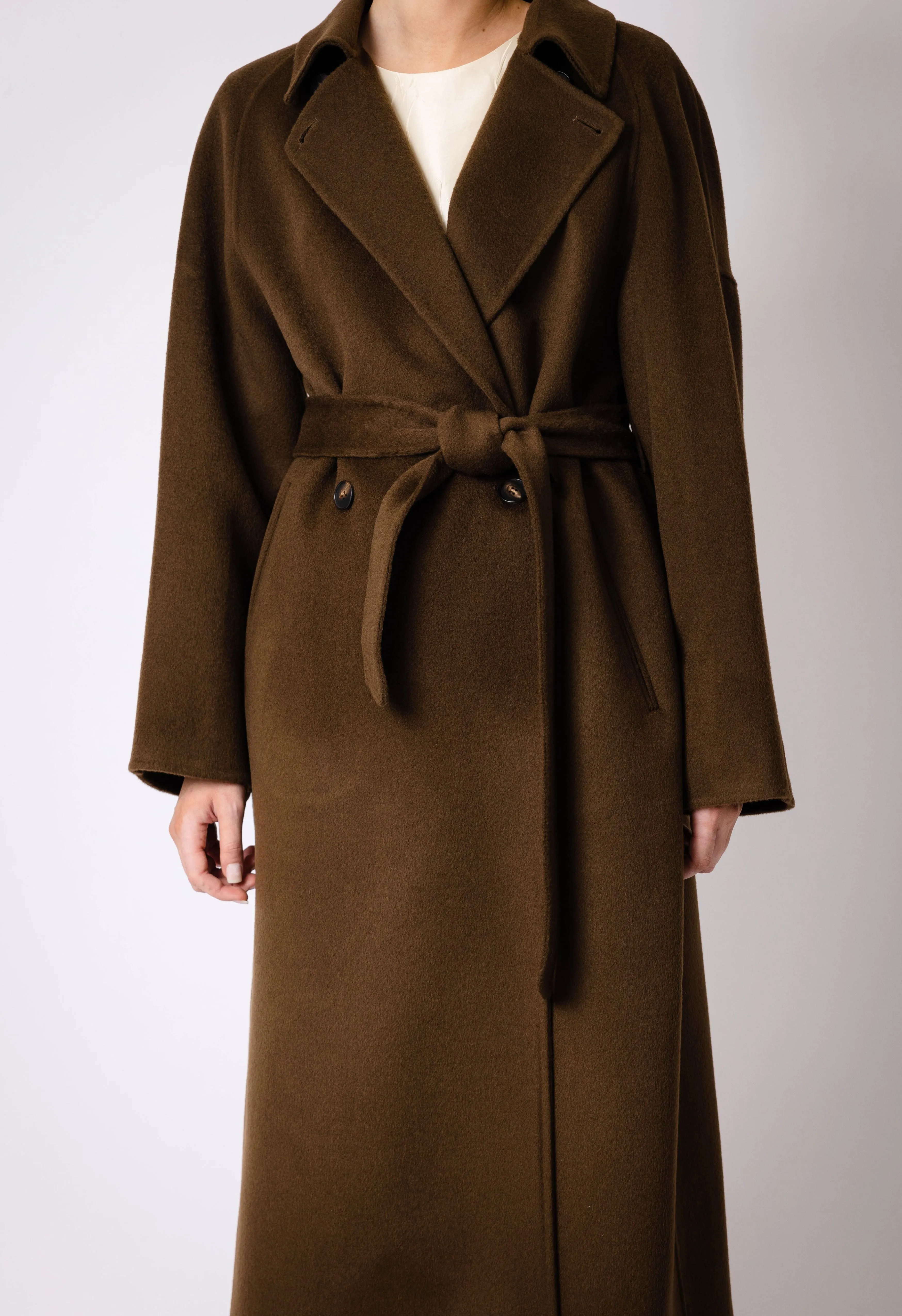 Cashmere Trench Coat in Brown