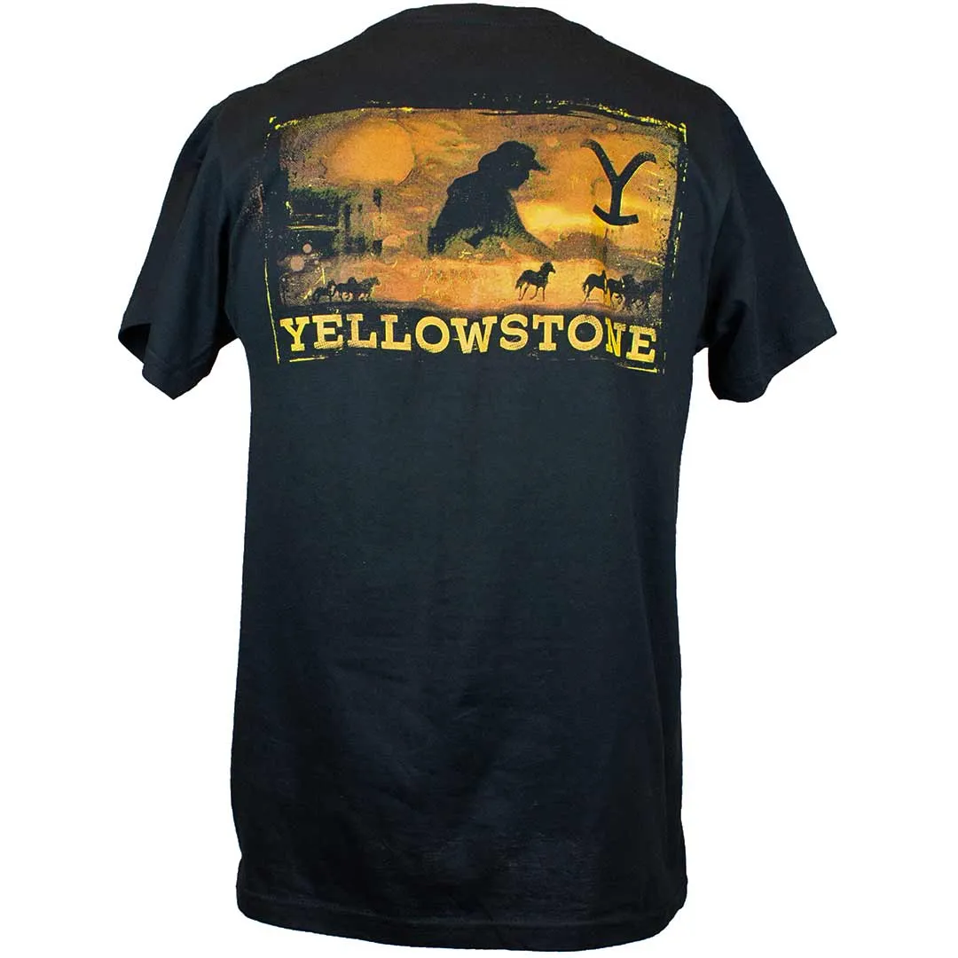 Changes Canada Men's Yellowstone Ranch Scene T-Shirt