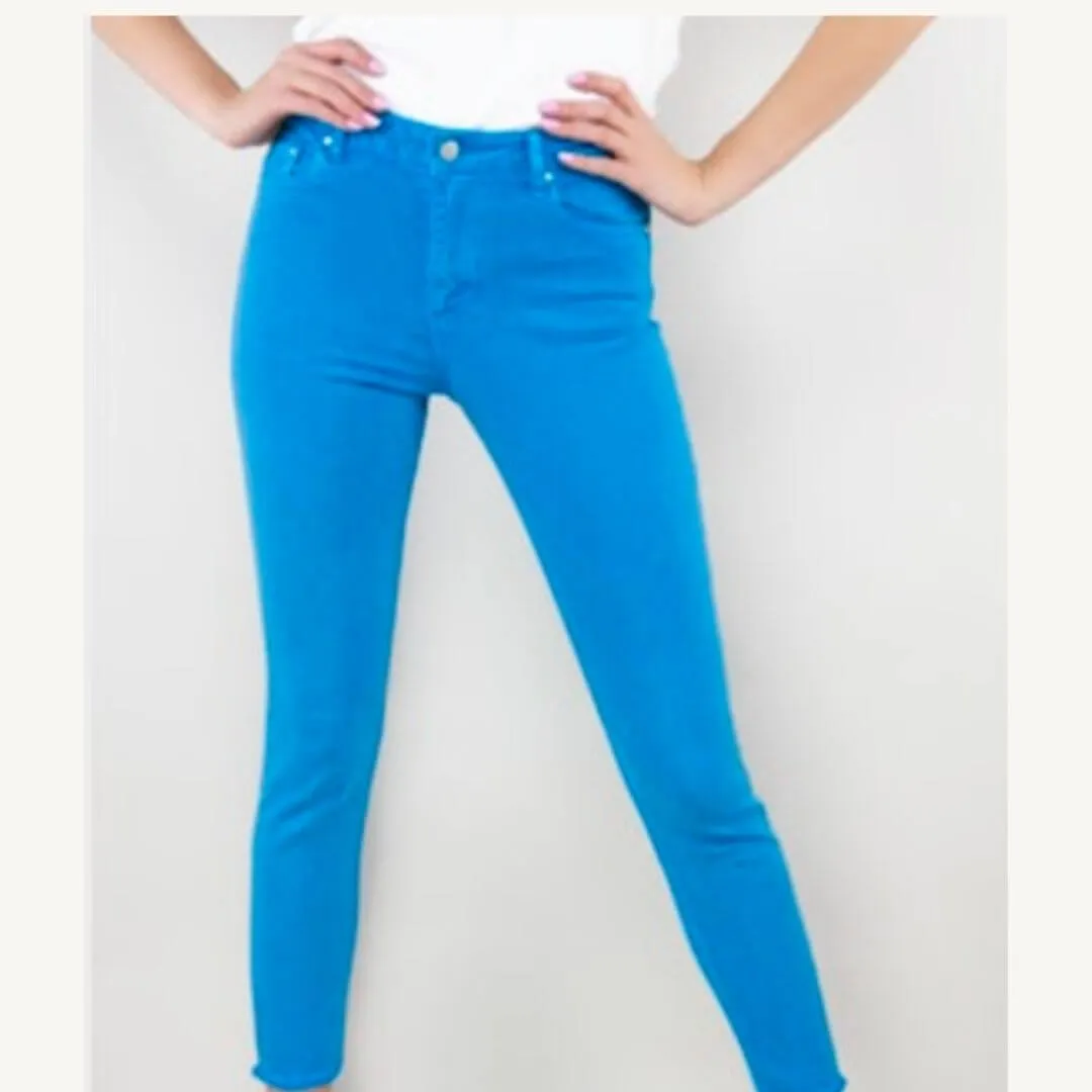 Fabulous-Fitting Colored Jeans